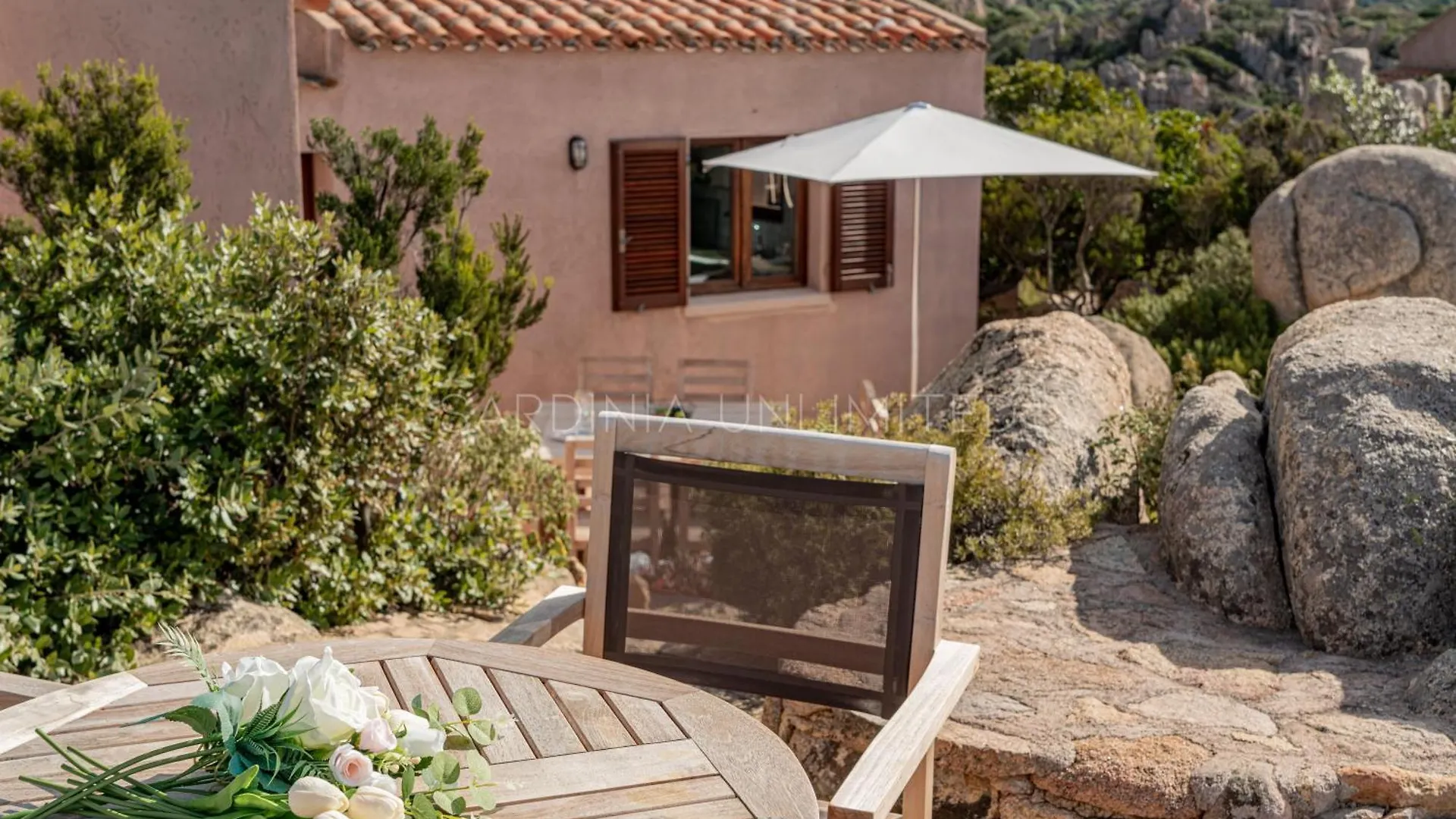 Villa Il Faro Di Cyrano Costa Paradiso 0*,