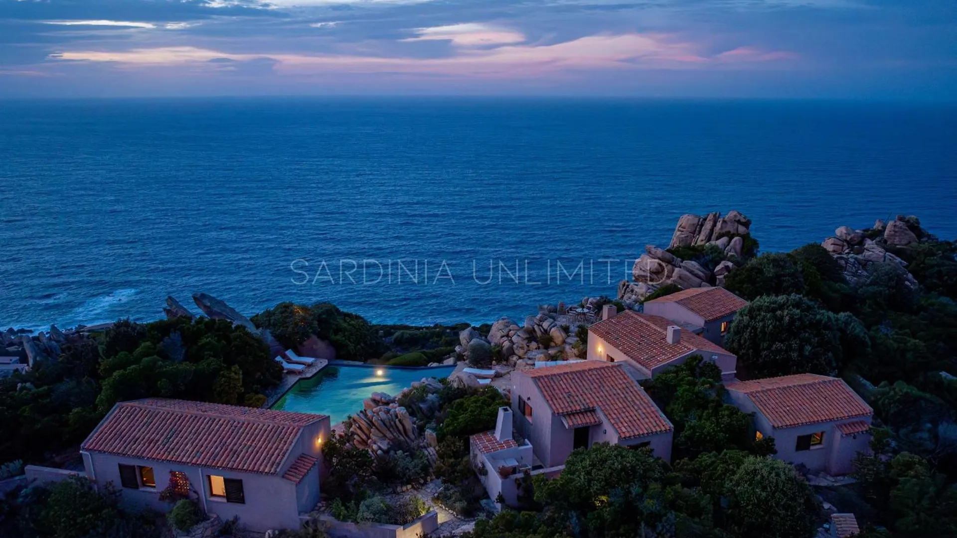 Villa Il Faro Di Cyrano Costa Paradiso 0*,